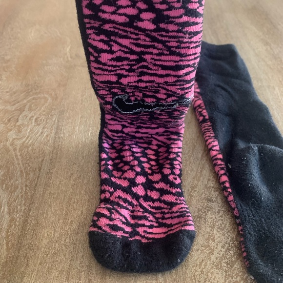 Nike Girl Tall socks 🧦 - Picture 5 of 6